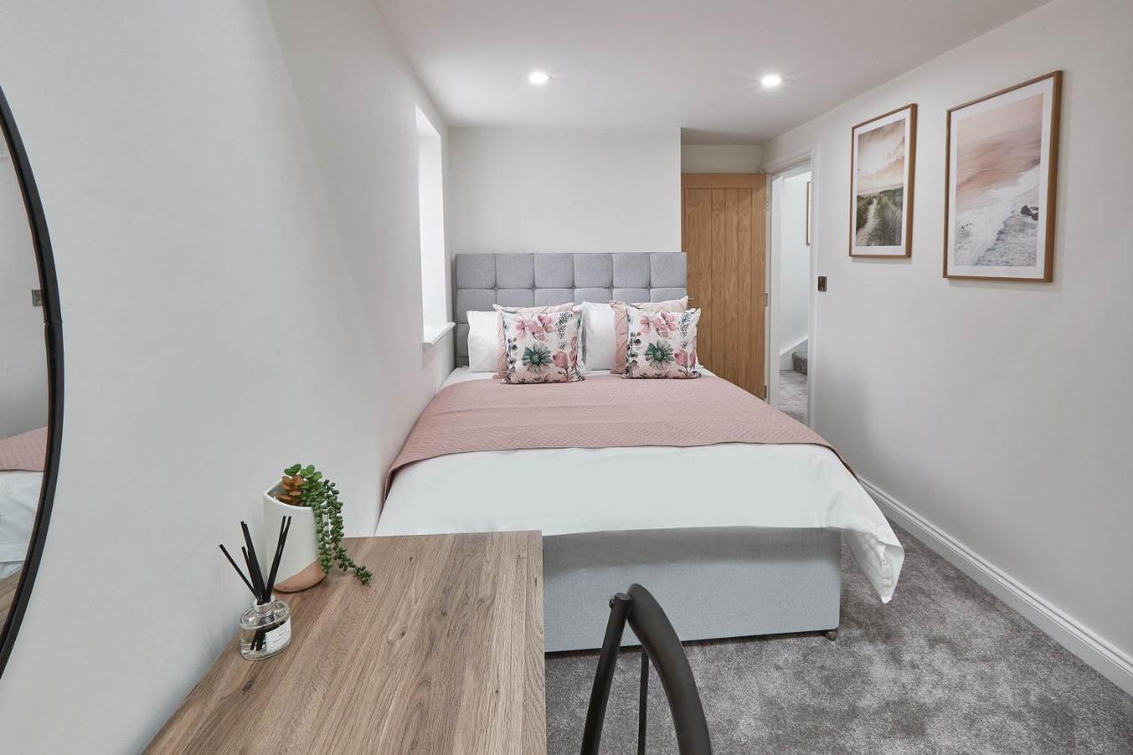 Host & Stay - Coastal Townhouse Whitby Buitenkant foto